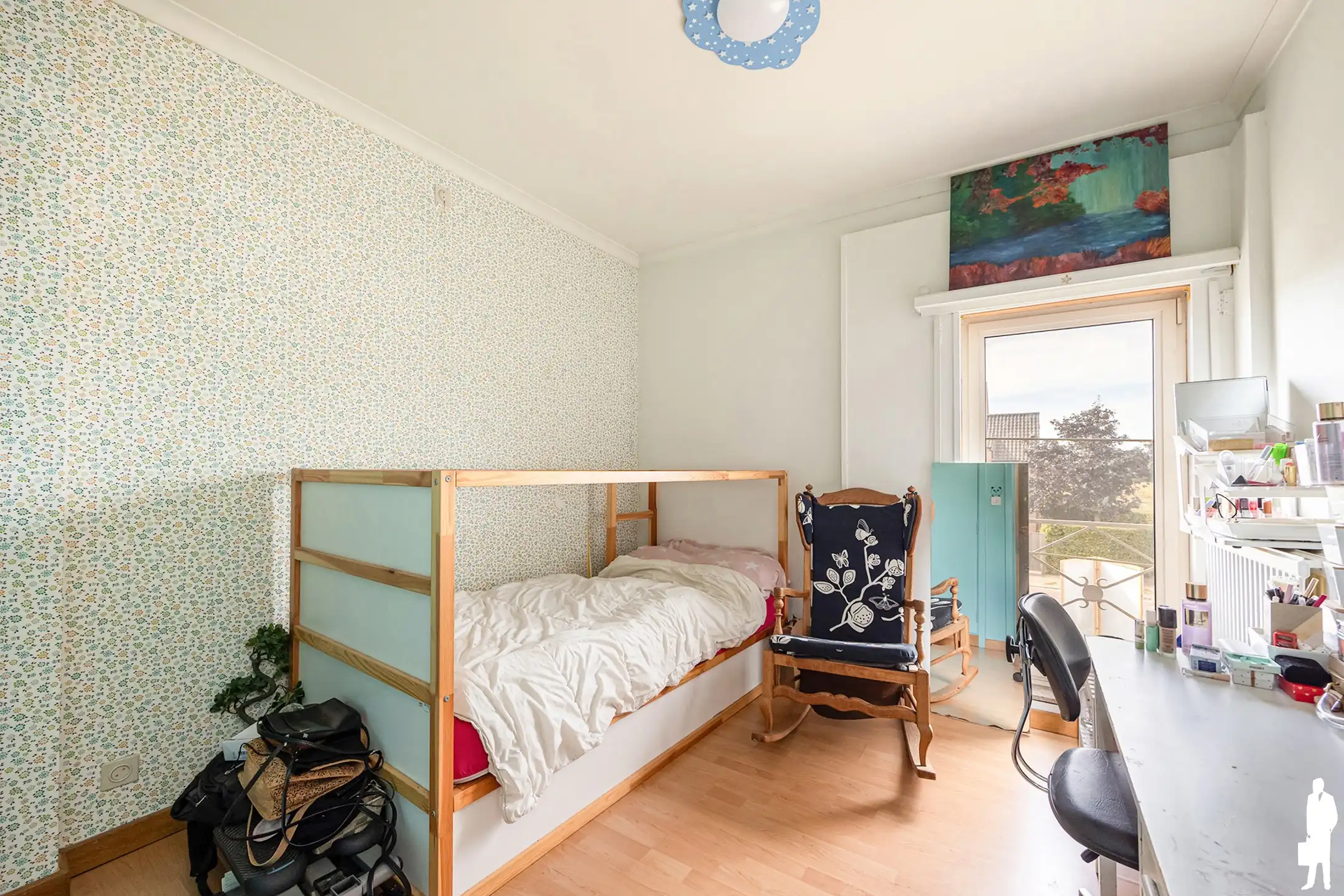 Gerenoveerde gezinswoning met 5 slpk, 2 badk, en zonnige tuin foto 12