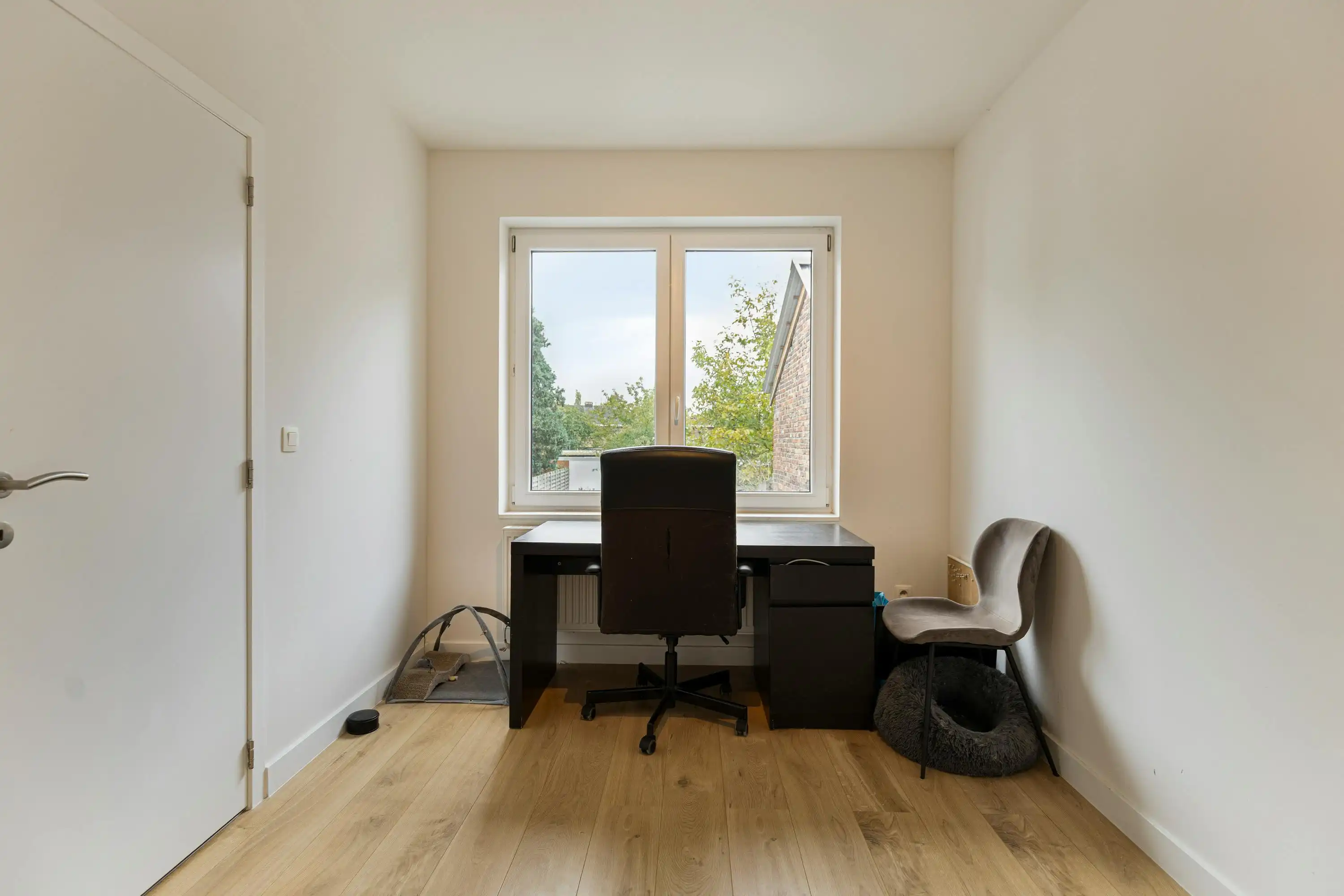 Recent gerenoveerde en energiezuinige woning centrum Beveren foto 17