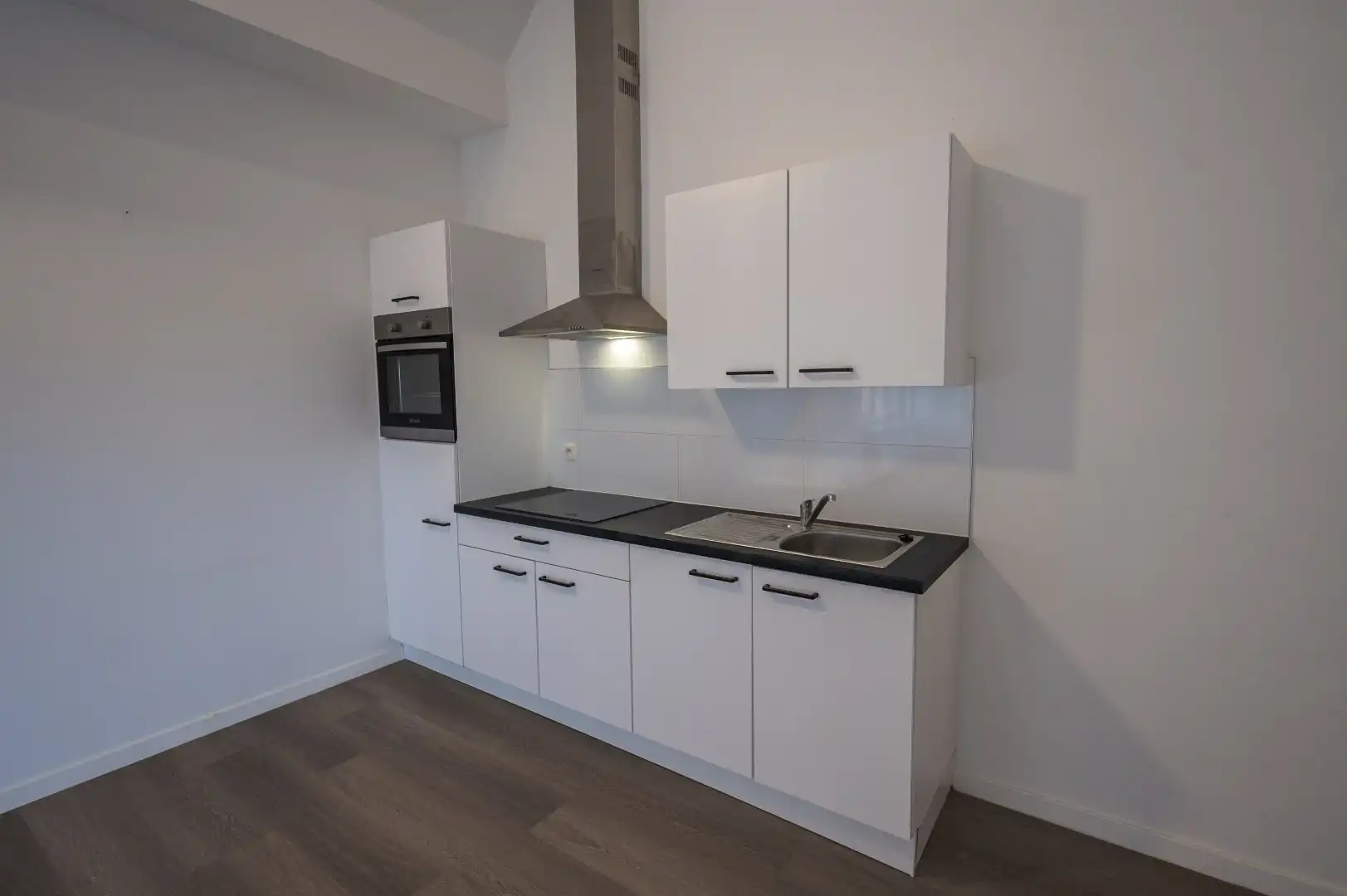 UNIEK KARAKTERVOL DAKAPPARTEMENT MET TERRAS  foto 4