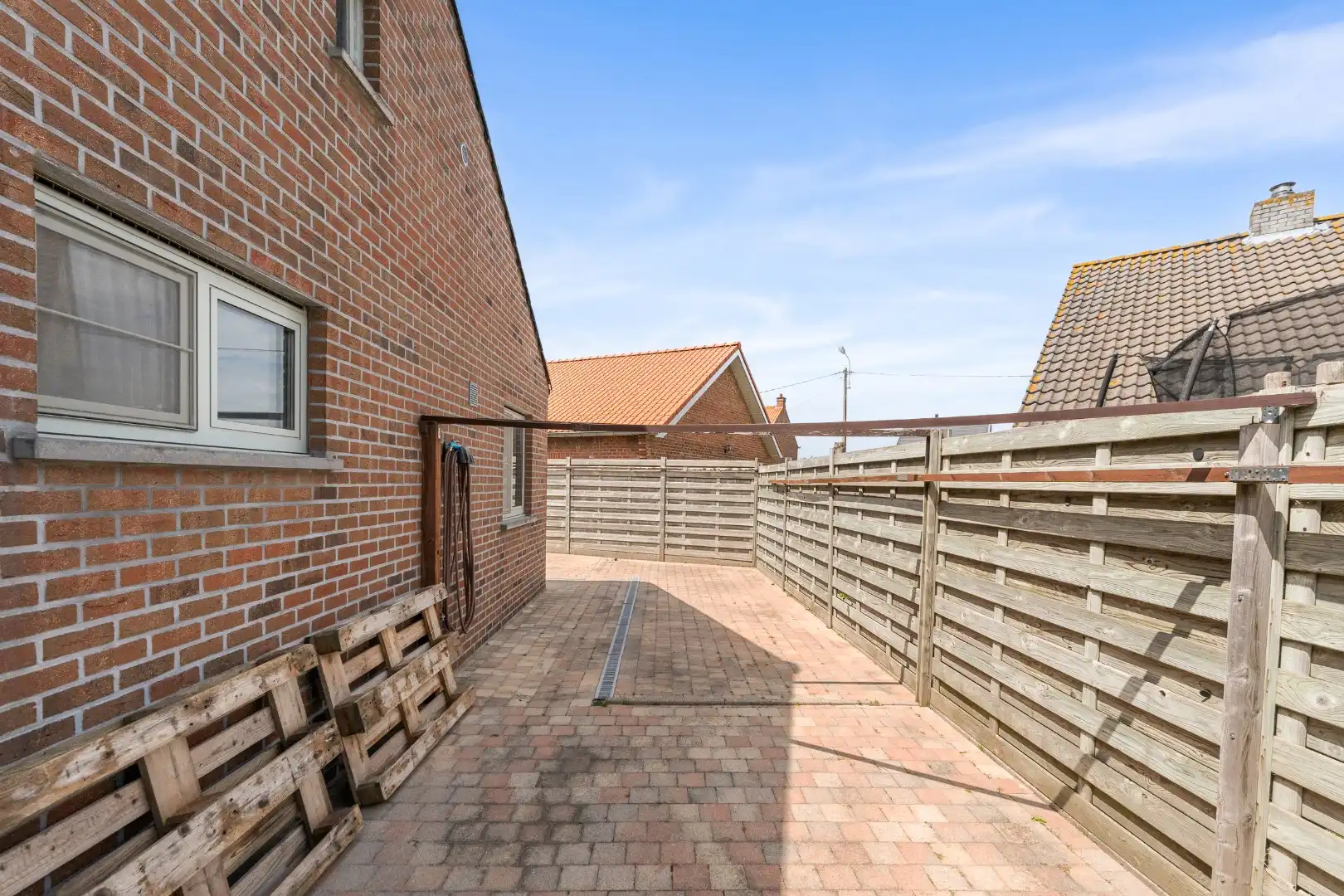 Instapklare gelijkvloerse villa te koop in hartje Vosseslag - De Haan! foto 18