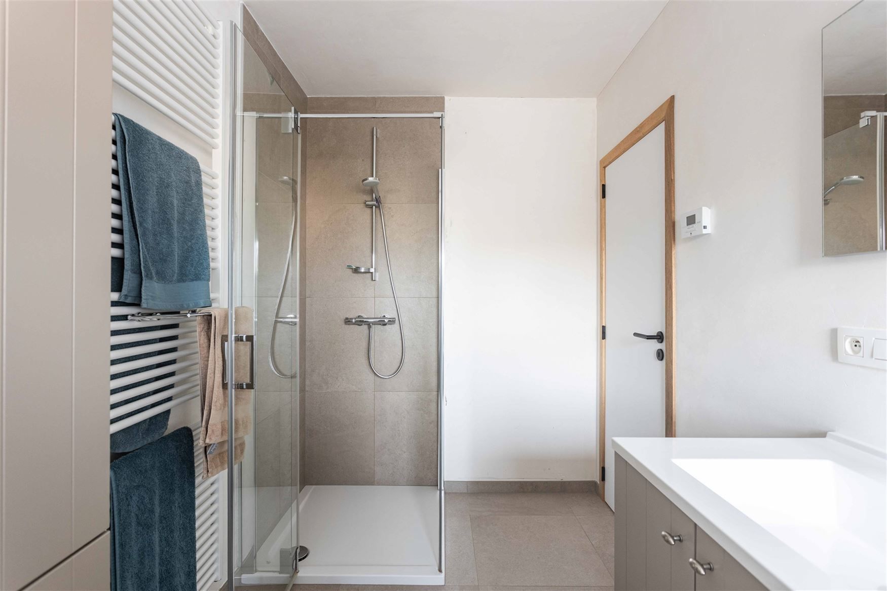 Energievriendelijke BEN-woning in rustige doodlopende straat te Zomergem. foto 19