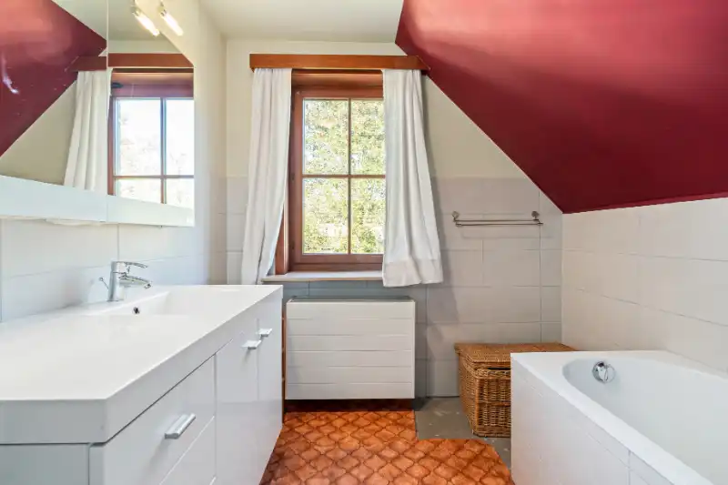 --- NIEUW --- Op te frissen ruime landelijke woning te Mariakerke! foto 16
