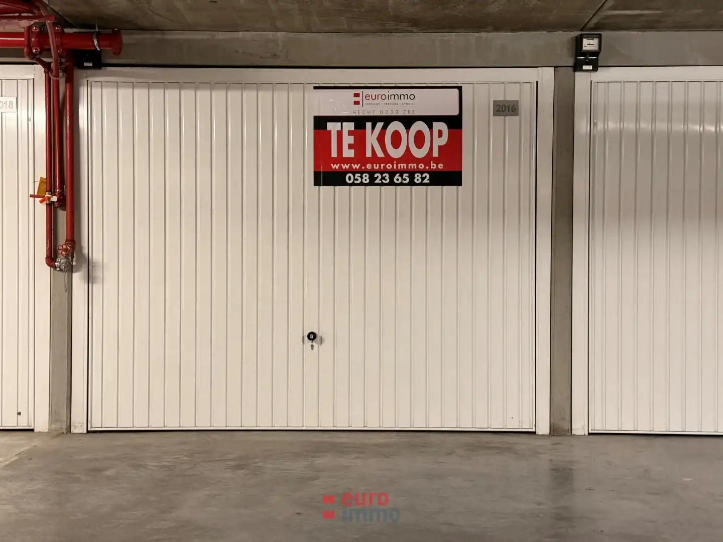 Vlot inrijdbare garage in complex onder de Franslaan foto 6