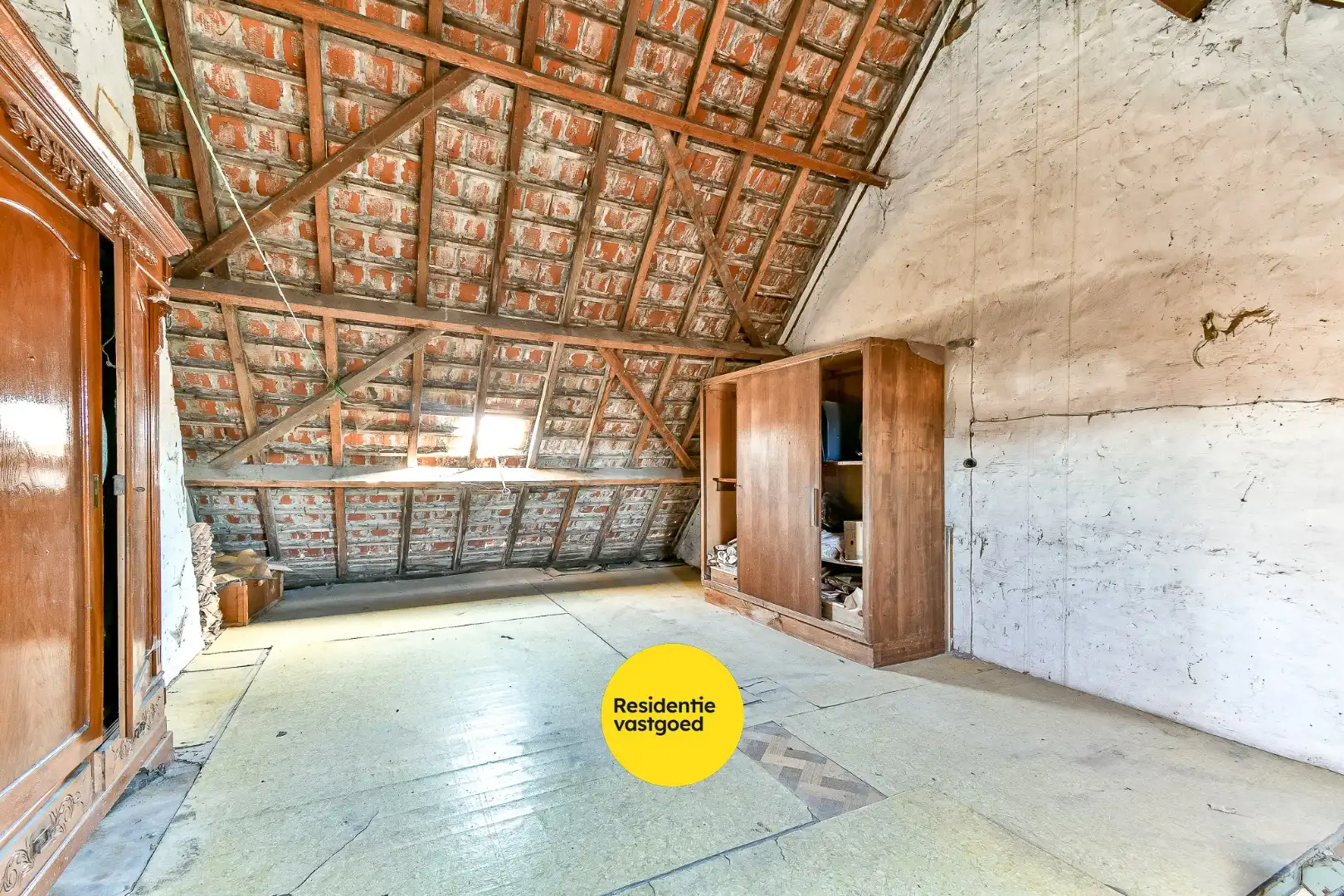 Te renoveren woning op rustige en centrale ligging foto 12