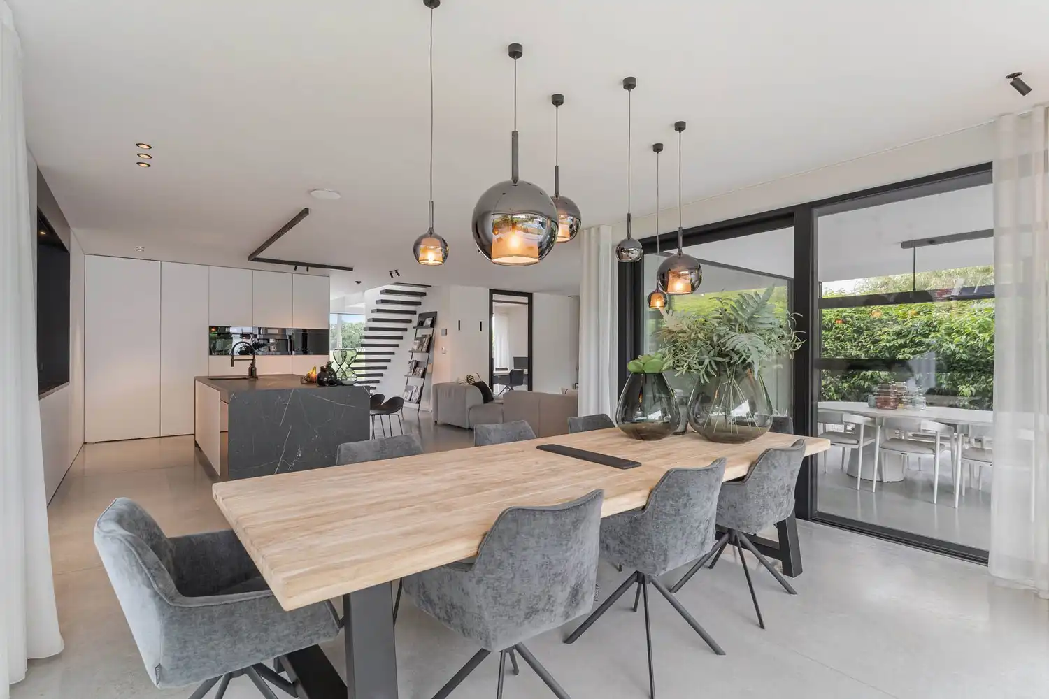 Exclusieve high-end villa met verwarmd zwembad op idyllische toplocatie! foto 6