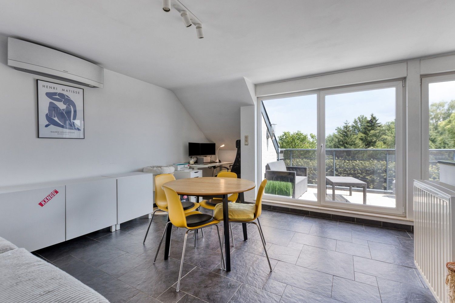 Gezellig duplex-appartement met 3 slaapkamers aan de Groenstraat in Kuringen, Hasselt. foto 6