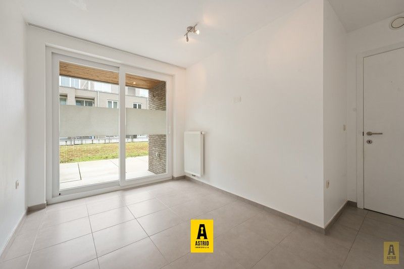 Instapklaar gelijkvloers appartement met terras aan Spuikom! foto 17