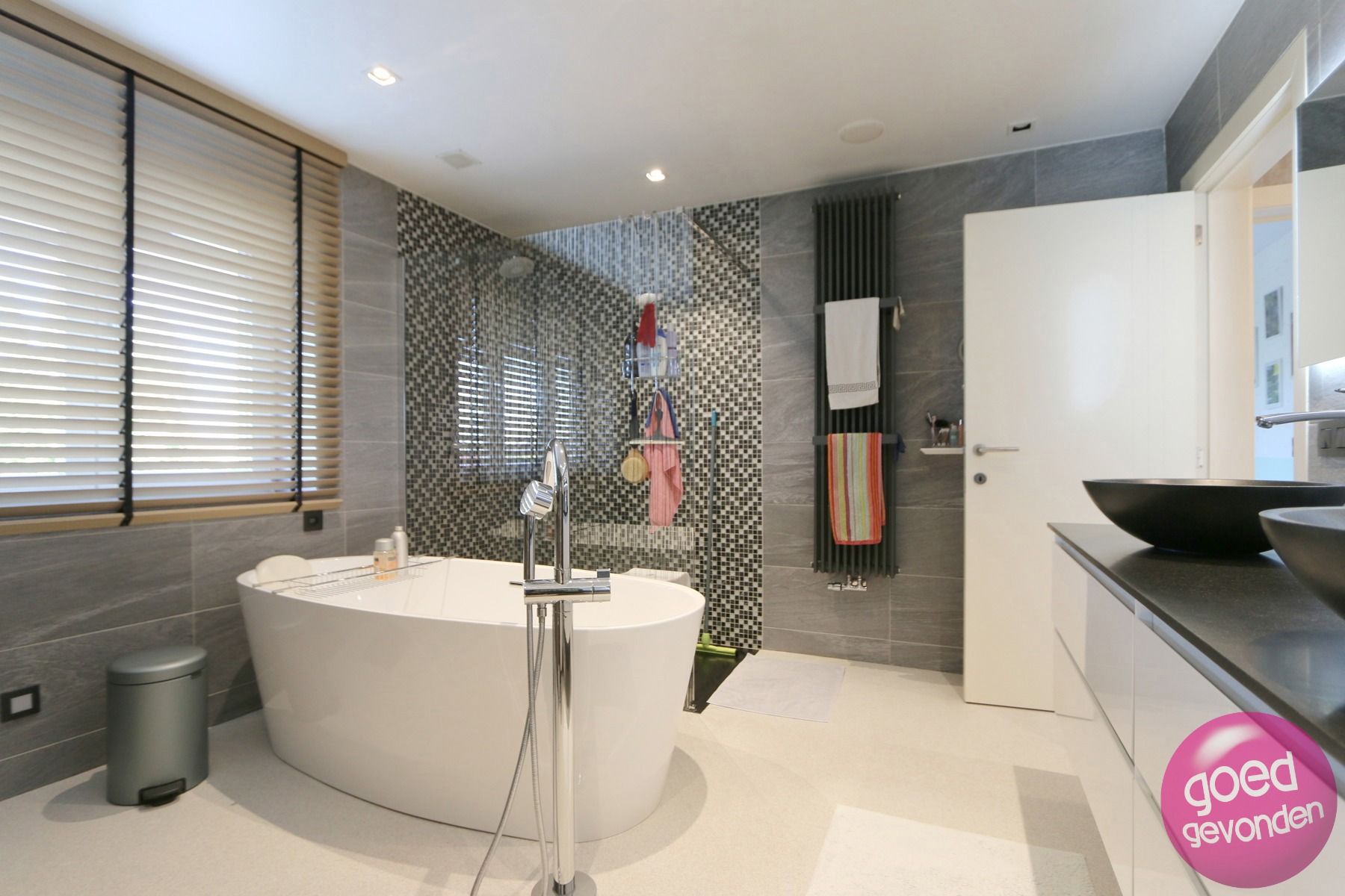 INSTAPKLARE HOB - 3 SLK - VERANDA - TUIN - TERRAS - 2GARAGES foto 32