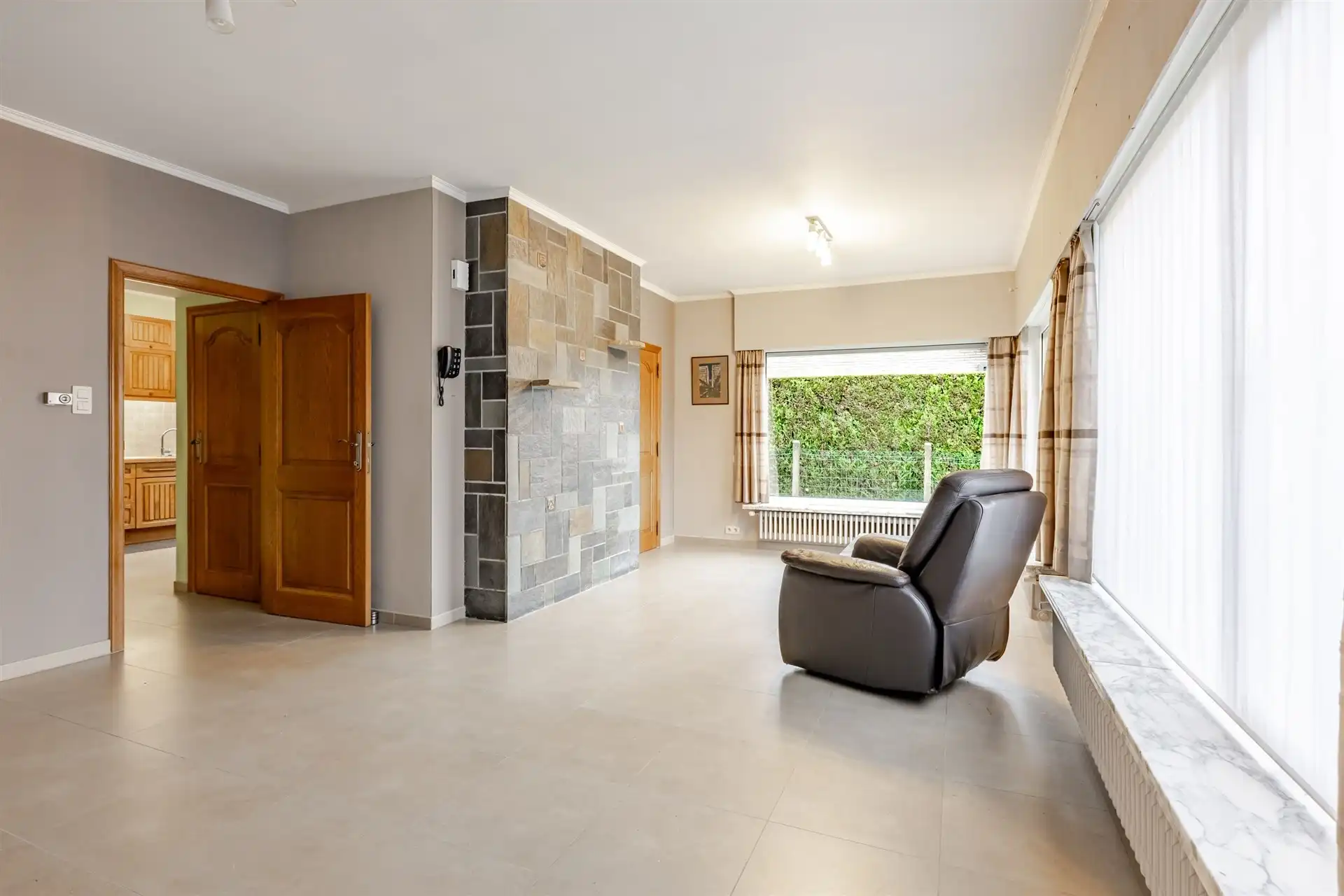 Charmante woning vlakbij centrum Oostakker. foto 8