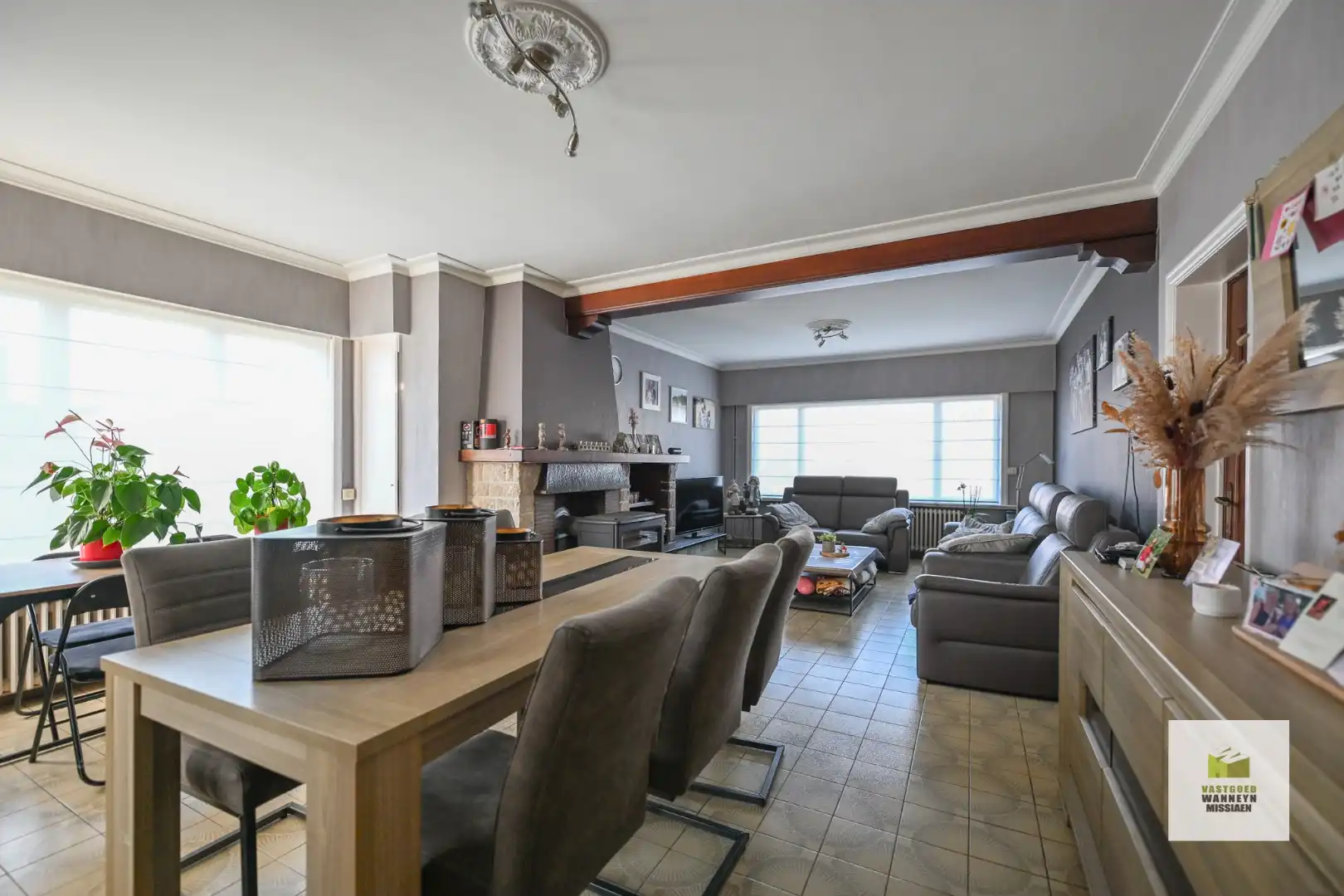 Ruime hoekwoning met mogelijkheid tot 3 slaapkamers, garage en tuin in centrum Wingene foto 5