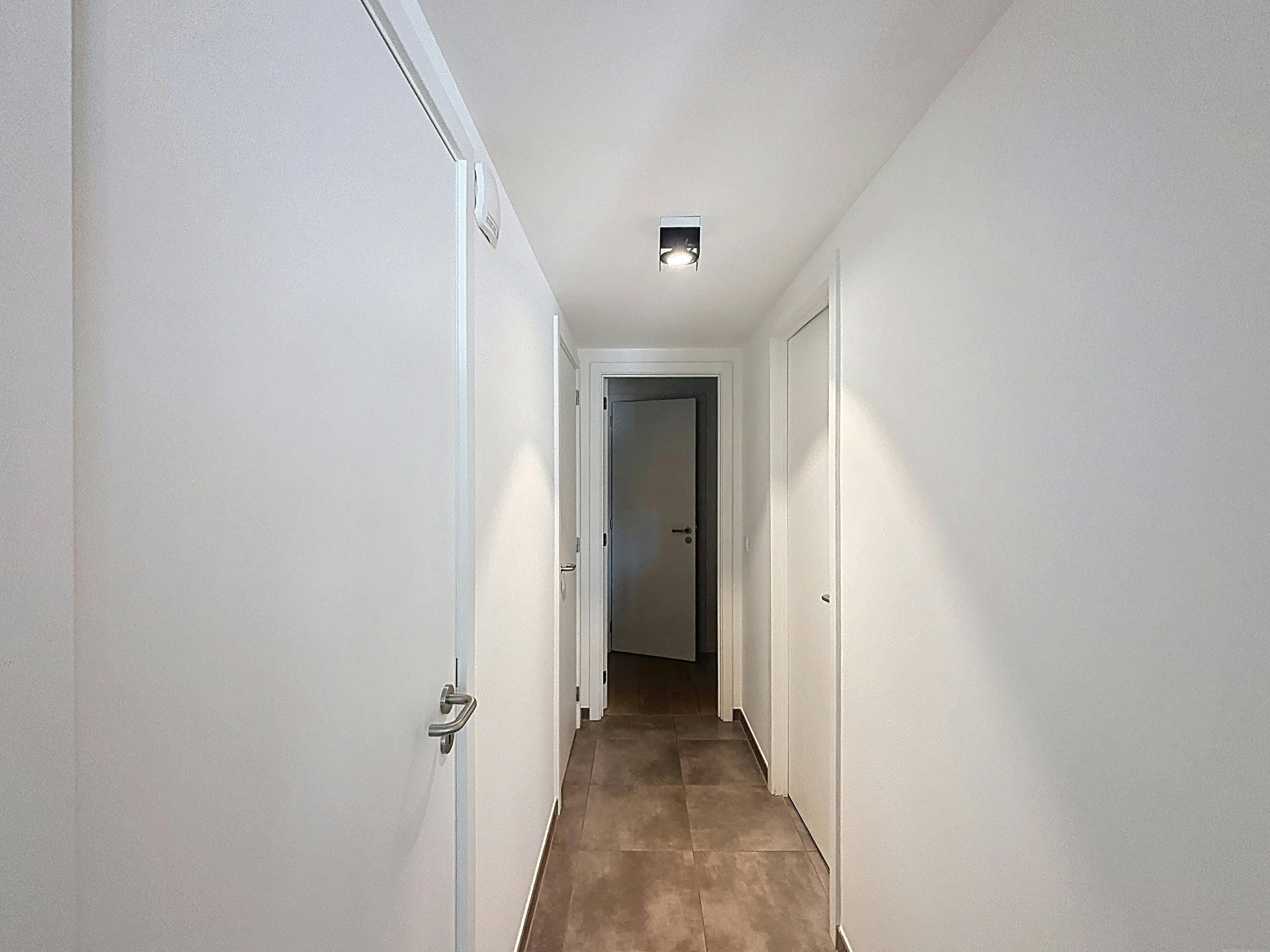 Brussel, Gemeubeld appartement -terras 30m²- pkg foto 19