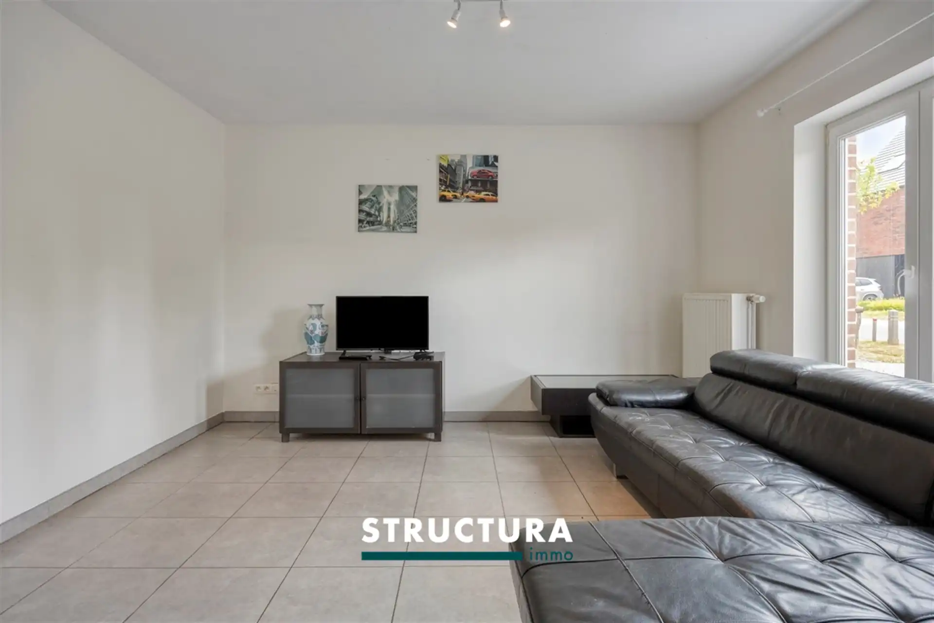 Unieke woning met polyvalent bijgebouw foto 5