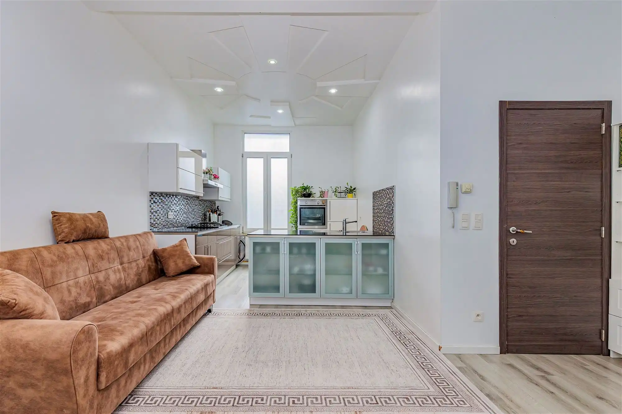 Gerenoveerde kangoeroe-woning met 5 slpk en 3 badkamers te koop in Antwerpen foto 8