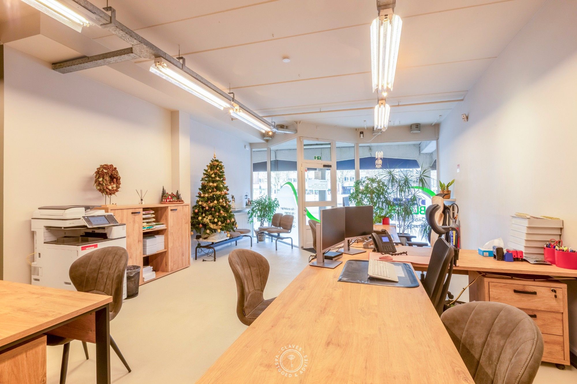 Commerciële buitenkans op het Hendrik Heymanplein foto 7