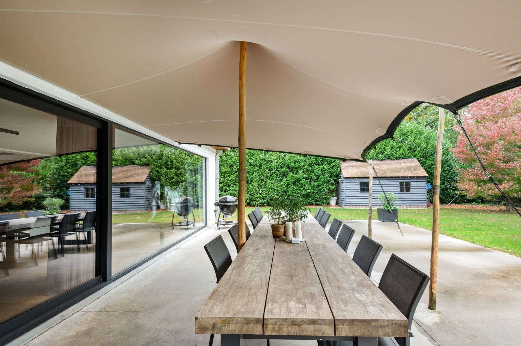 Stijlvol gerenoveerde villa in Koningshof Schoten. foto 19