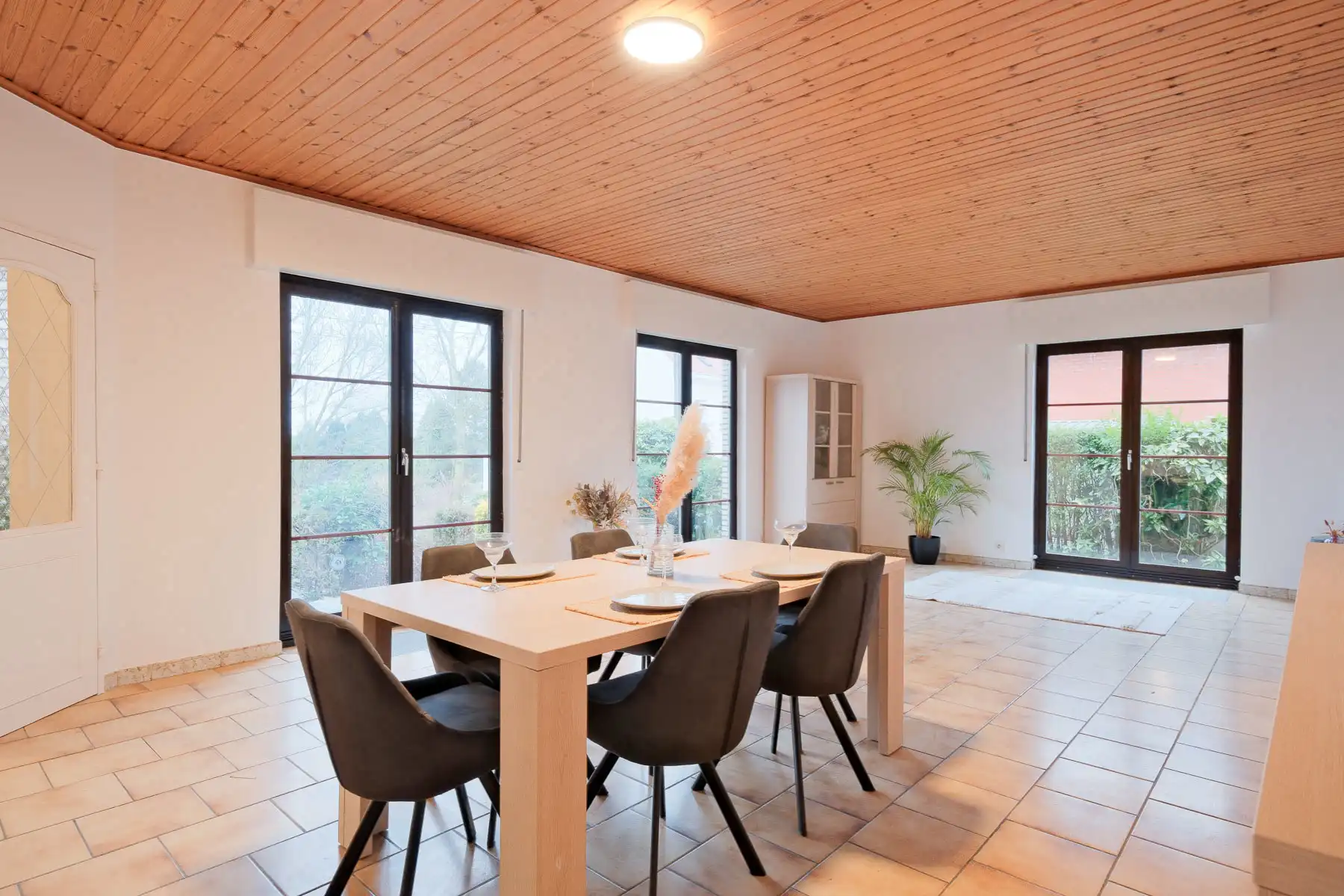 Bungalow te koop foto 2