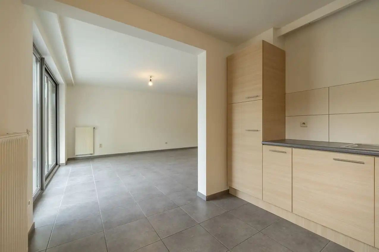Gelijkvloers appartement met 2 slpk., terras en garagebox foto 6