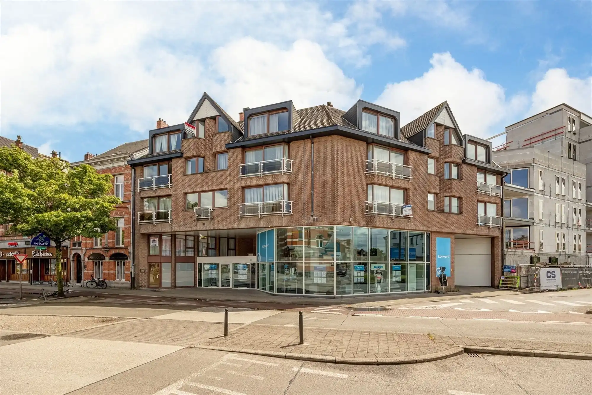 Recent gerenoveerd appartement met 3 slpkms foto 29