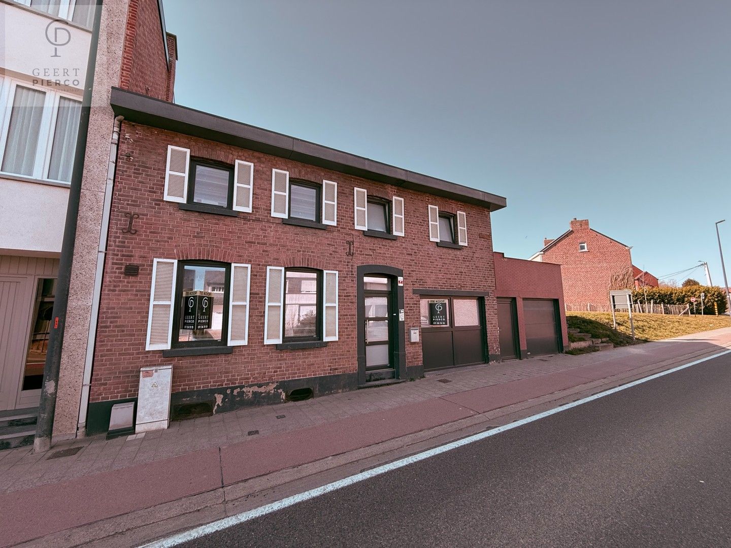 Knappe gezinswoning te Landen foto {{pictureIndex}}