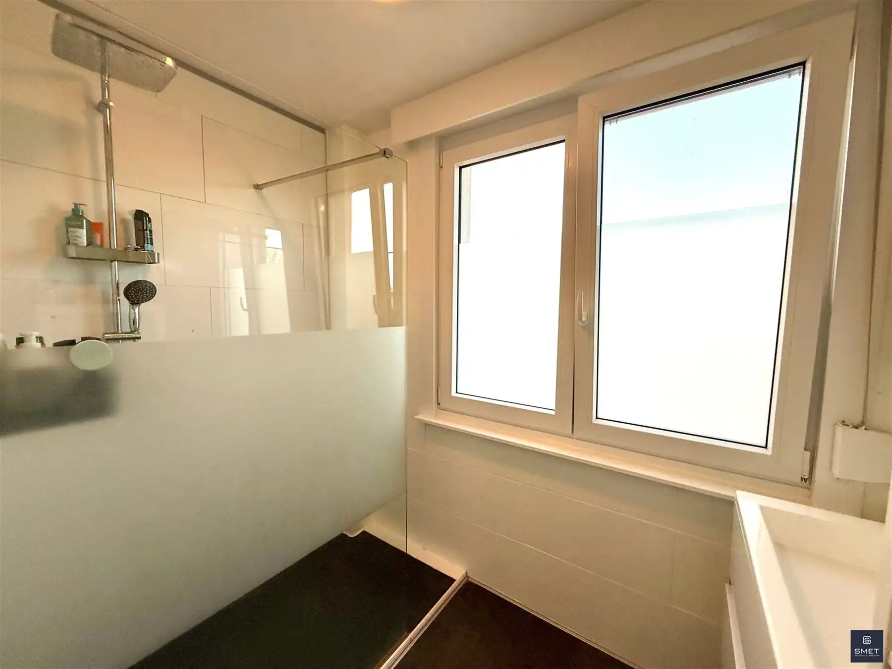 Instapklare bel-etage met tuin en garage foto 17