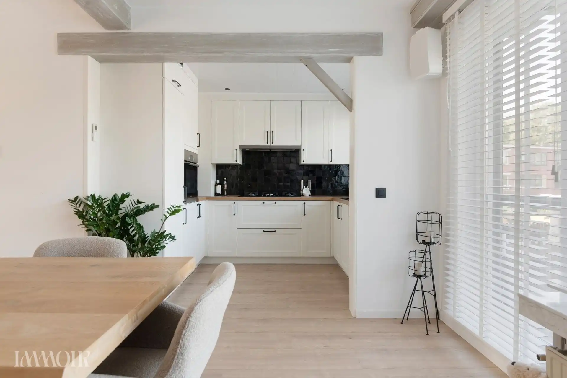Instapklare bel-etagewoning met zonnepanelen, airco en zonnige tuin. foto 5