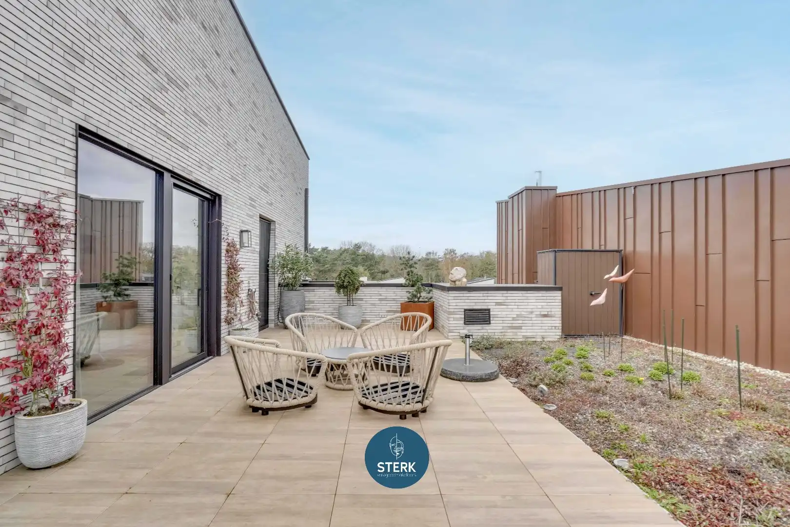 EXCLUSIEF PENTHOUSE OP EEN TOPLOCATIE TE EISDEN-MAASMECHELEN !  foto 32