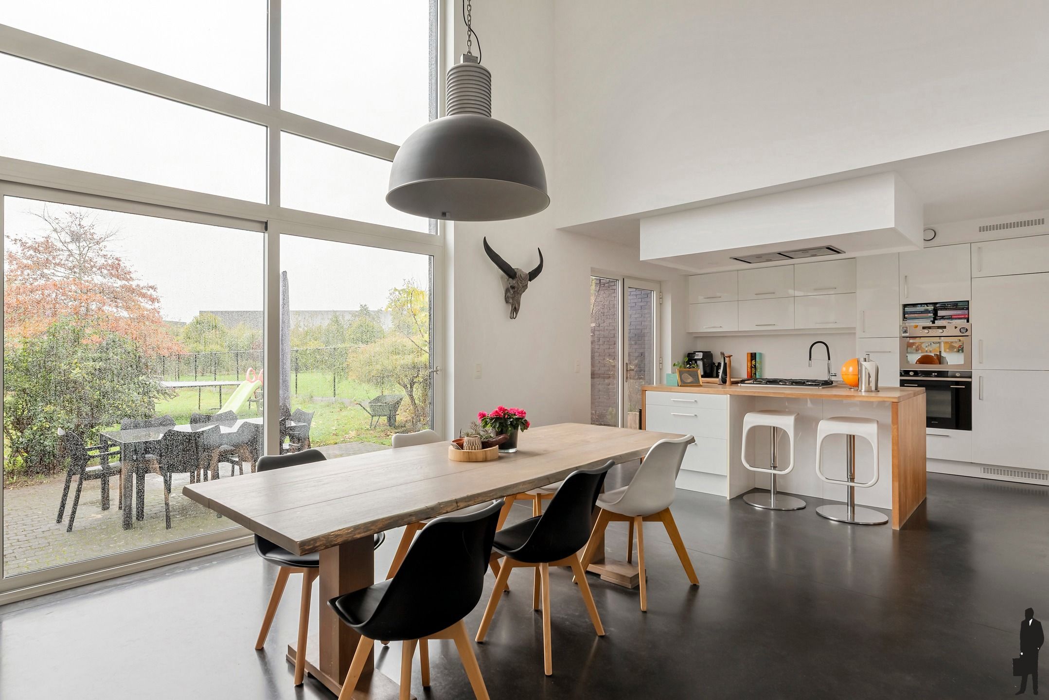 Ruime, energiezuinige woning (EPC A) met 5 slks en bureau in rustige doodlopende straat op 432 m² foto 9