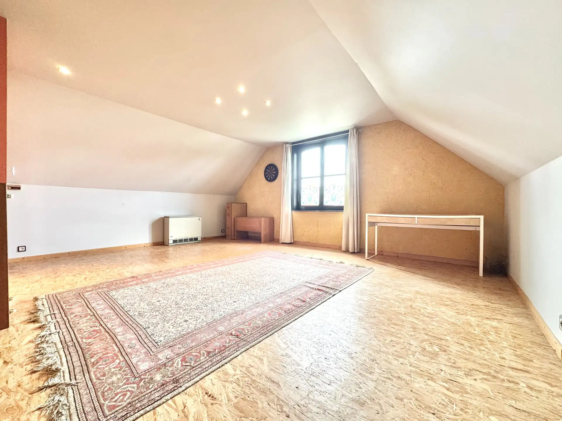 VILLA IN LANDELIJKE STIJL OP 700 M² foto 37