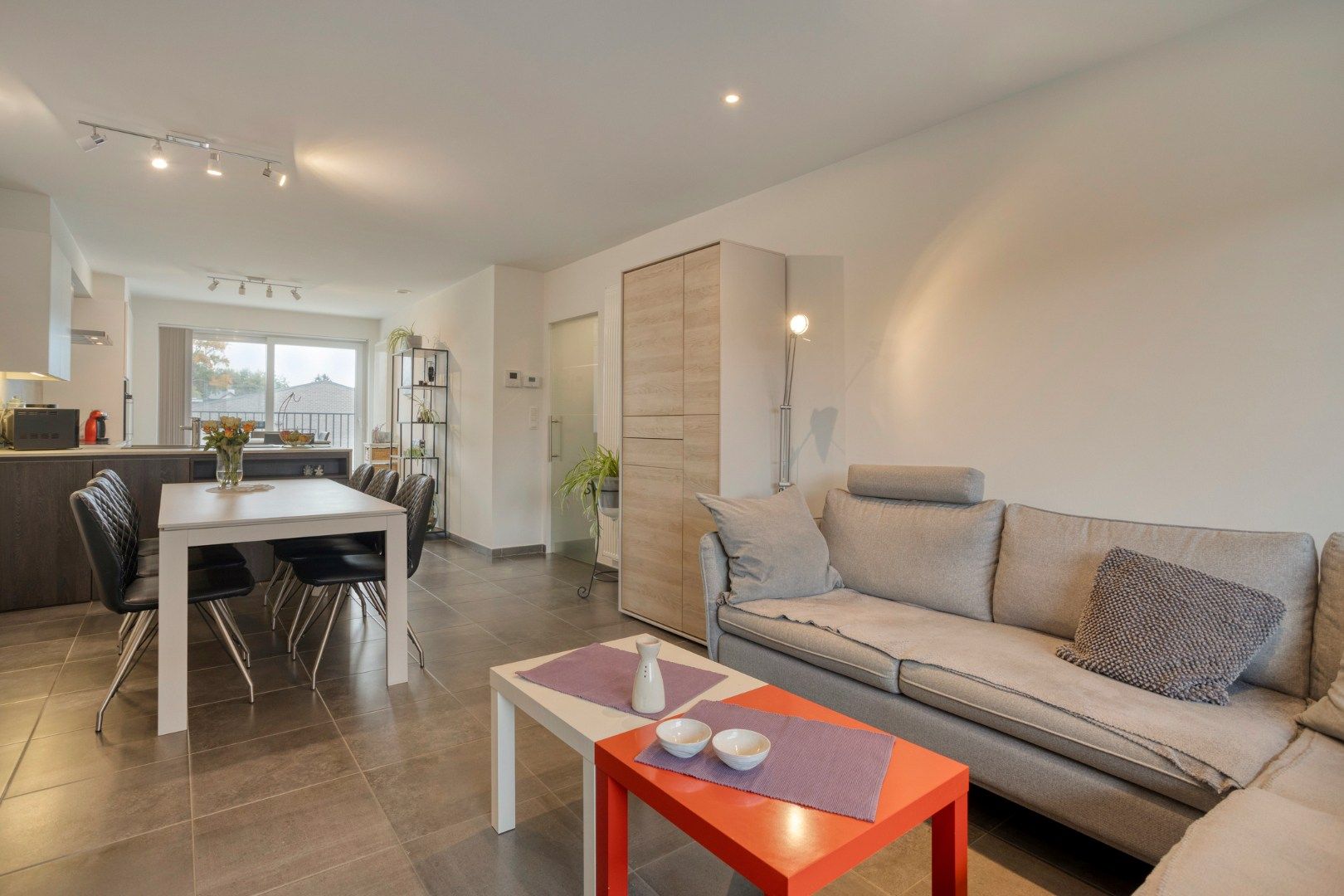 Prachtig appartement met 2 slaapkamers, 2 terrassen, garage én staanplaats! foto 3