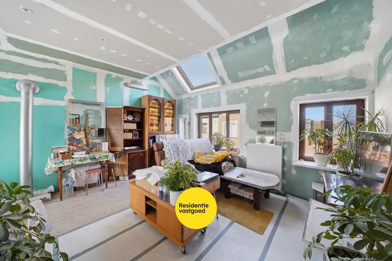 Verder af te werken woning in centrum Oudenburg foto 14