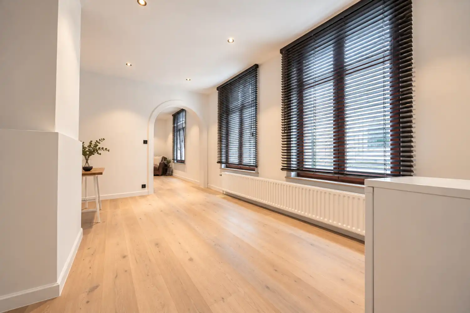 Karaktervol herenhuis op uitzonderlijke ligging vlakbij de zee! foto 12