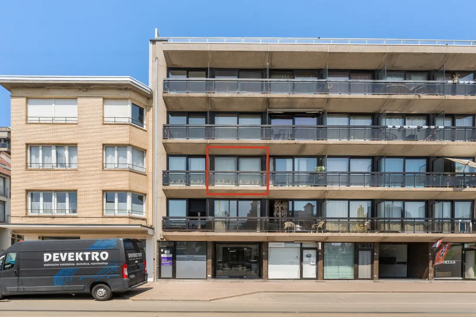 Appartement te koop foto {{pictureIndex}}