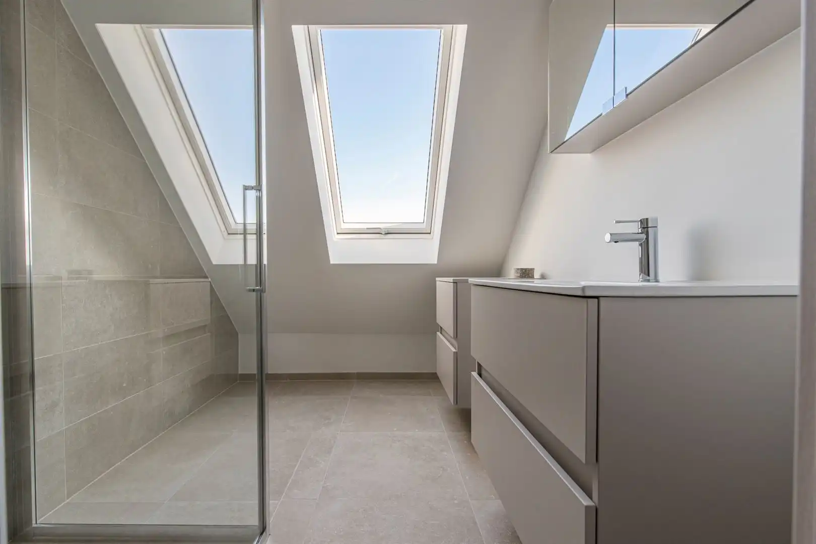 Uniek duplex-appartement in een nieuw appartementsgebouw te Sint-Gillis-Waas foto 11