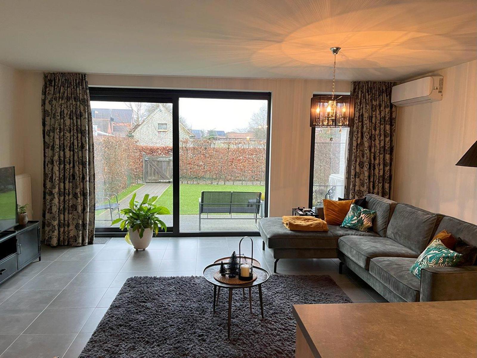 Gelijkvloers appartement met 1 slaapkamer en dressing foto 2