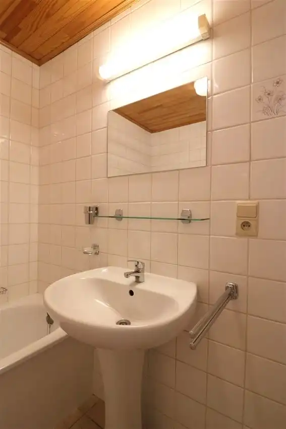 Gezellig dakappartement, grote leefruimte, 1 slpk. en garage  foto 22