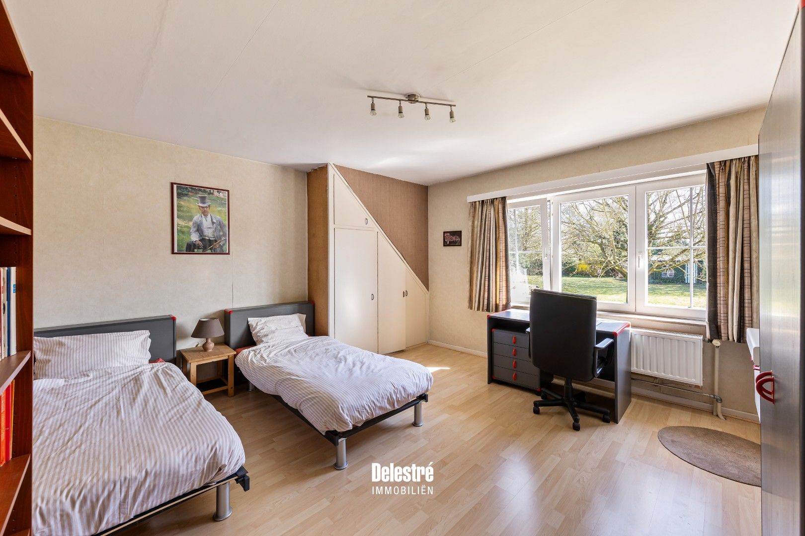 STANDINGVOLLE WONING MET GROTE ZO TUIN EREMBODEGEM foto 21