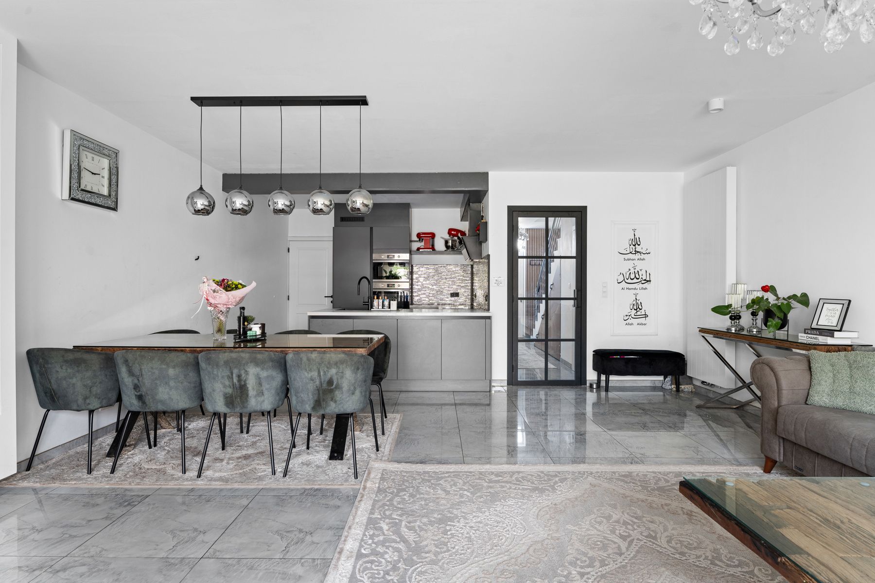 Energiezuinige instapklare gezinswoning met 4 slaapkamers foto 4