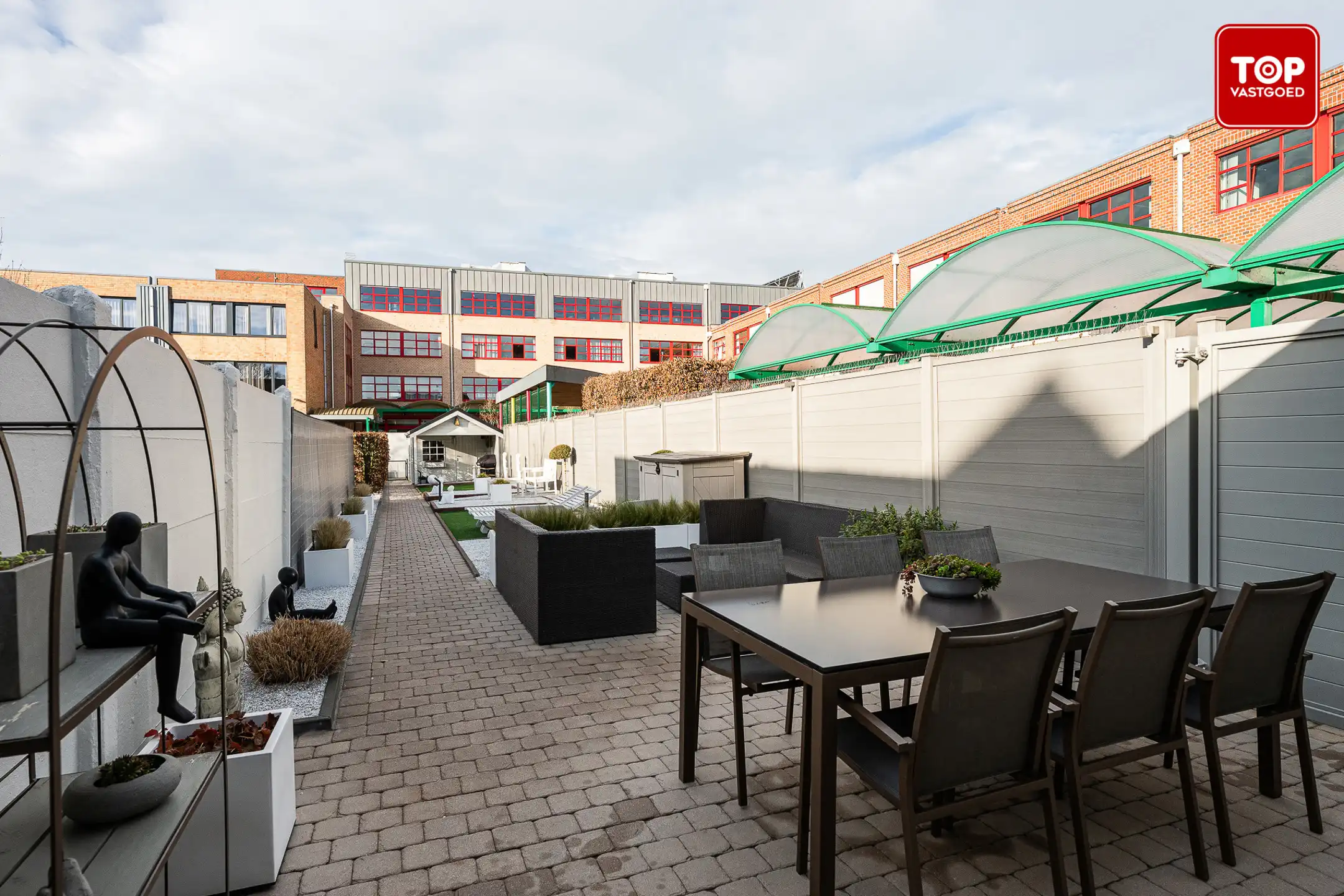 Instapklare woning met 3 slaapkamers en prachtige tuin  foto 24