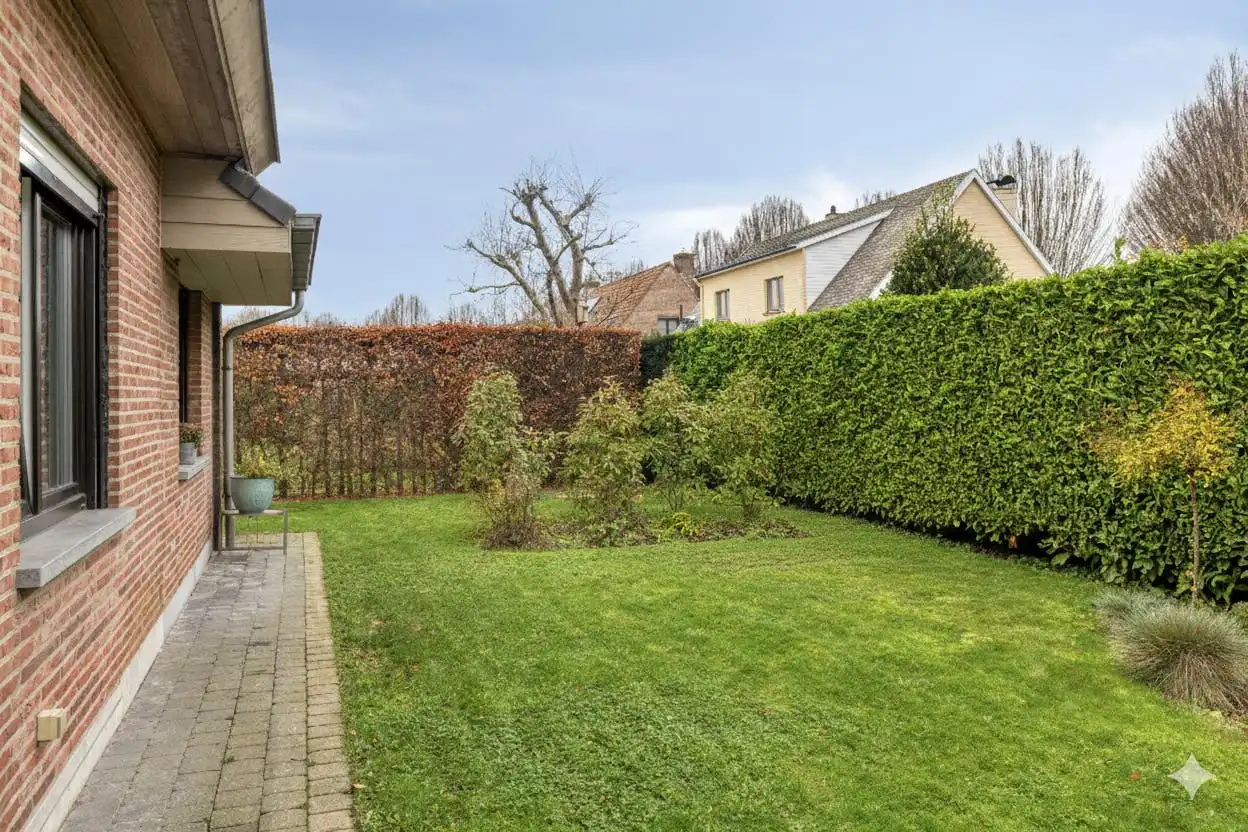 Aangename gezinswoning op rustige ligging in Drongen te koop foto 18