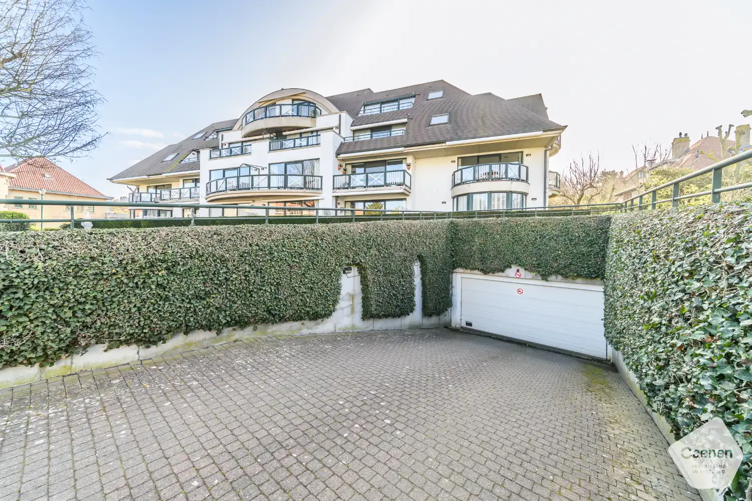 Zongericht hoekappartement met 2 slaapkamers in hartje Dumontwijk, inclusief ruime garage en kelder foto 22