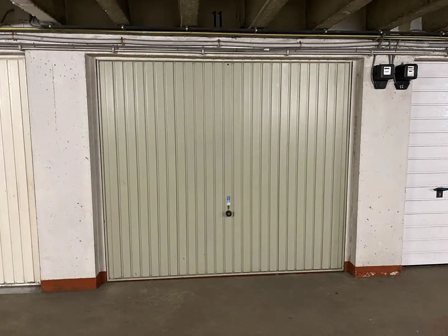 Ruim authentiek appartement met 2 slaapkamers en garage in Gent foto 9