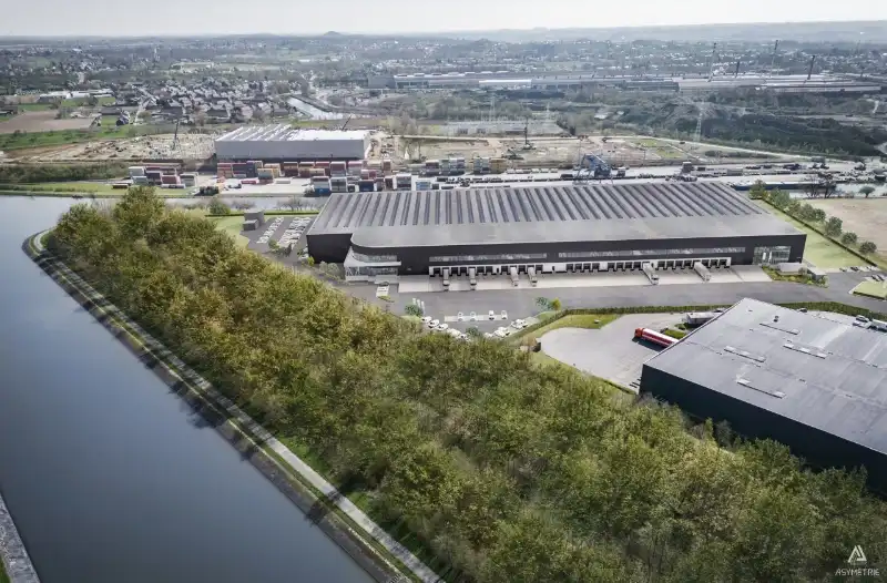 Logistiek magazijn te huur foto 2