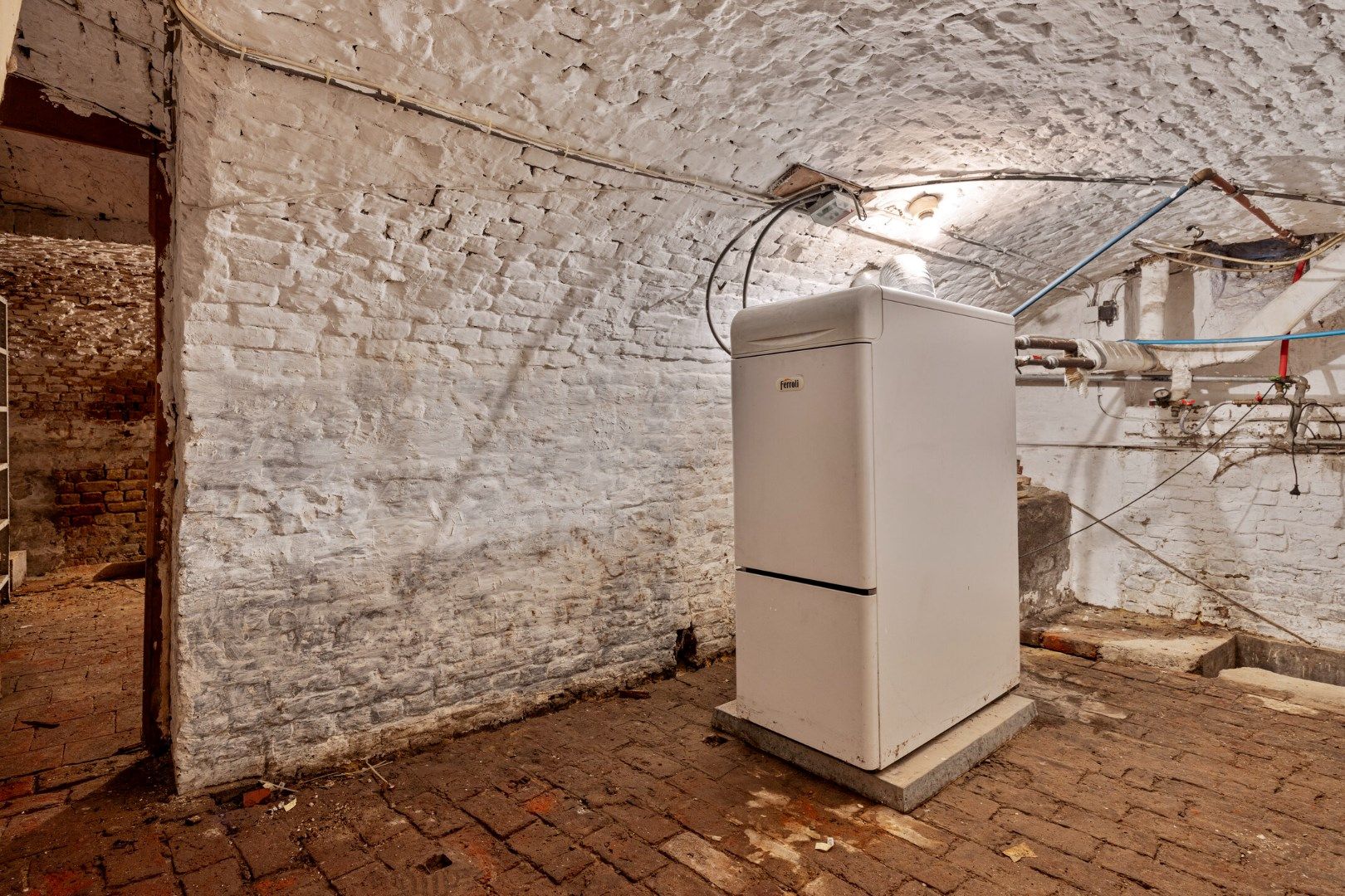 Rijwoning met grote tuin en 3 slaapkamers foto 25