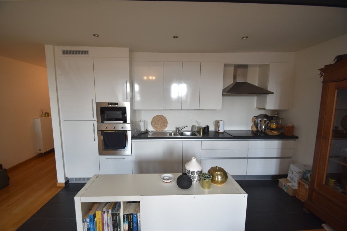 Luxueuze duplex in hartje Tongeren foto 4