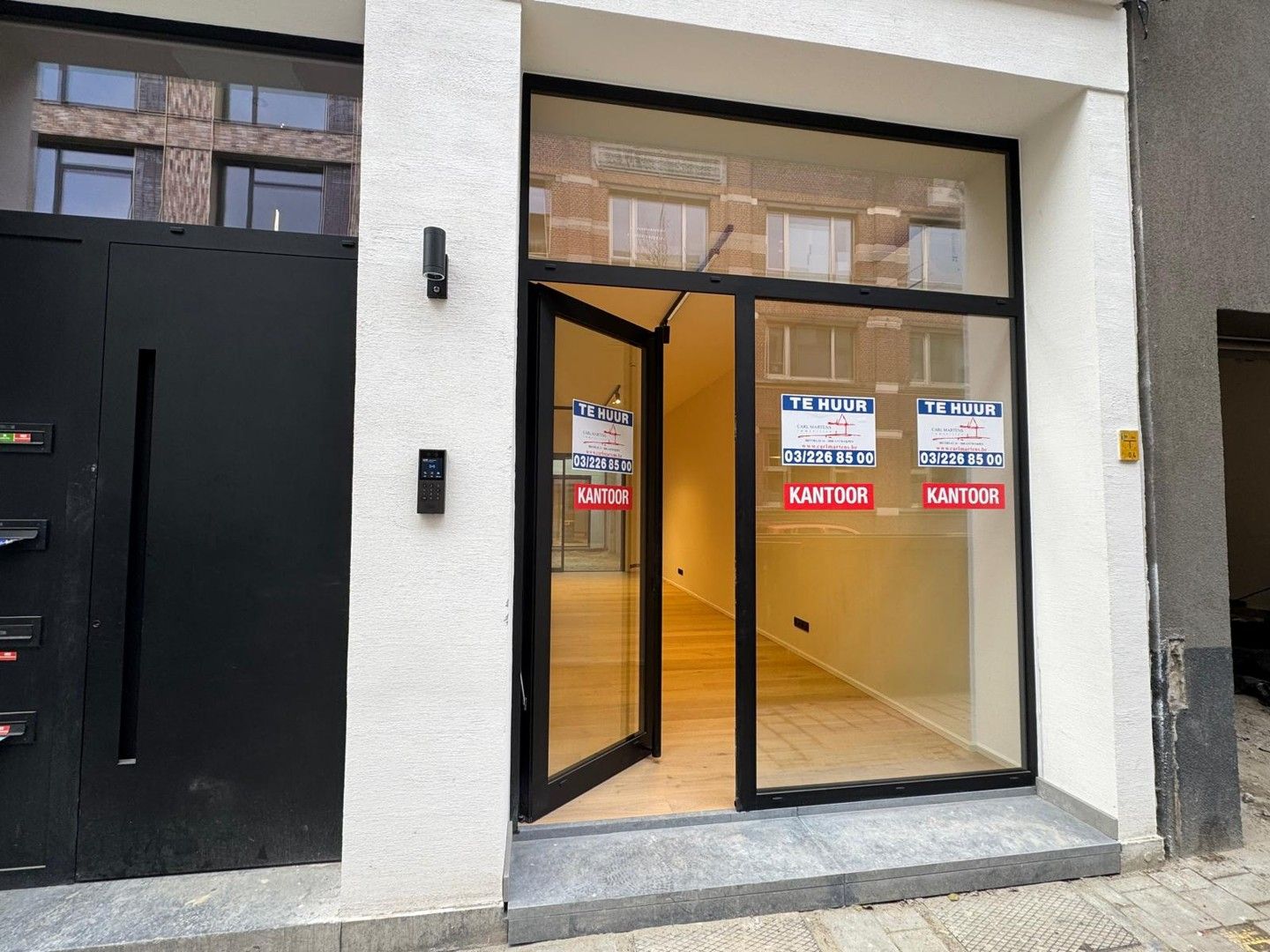 UNIEK POLYVALENT KANTOOR foto {{pictureIndex}}