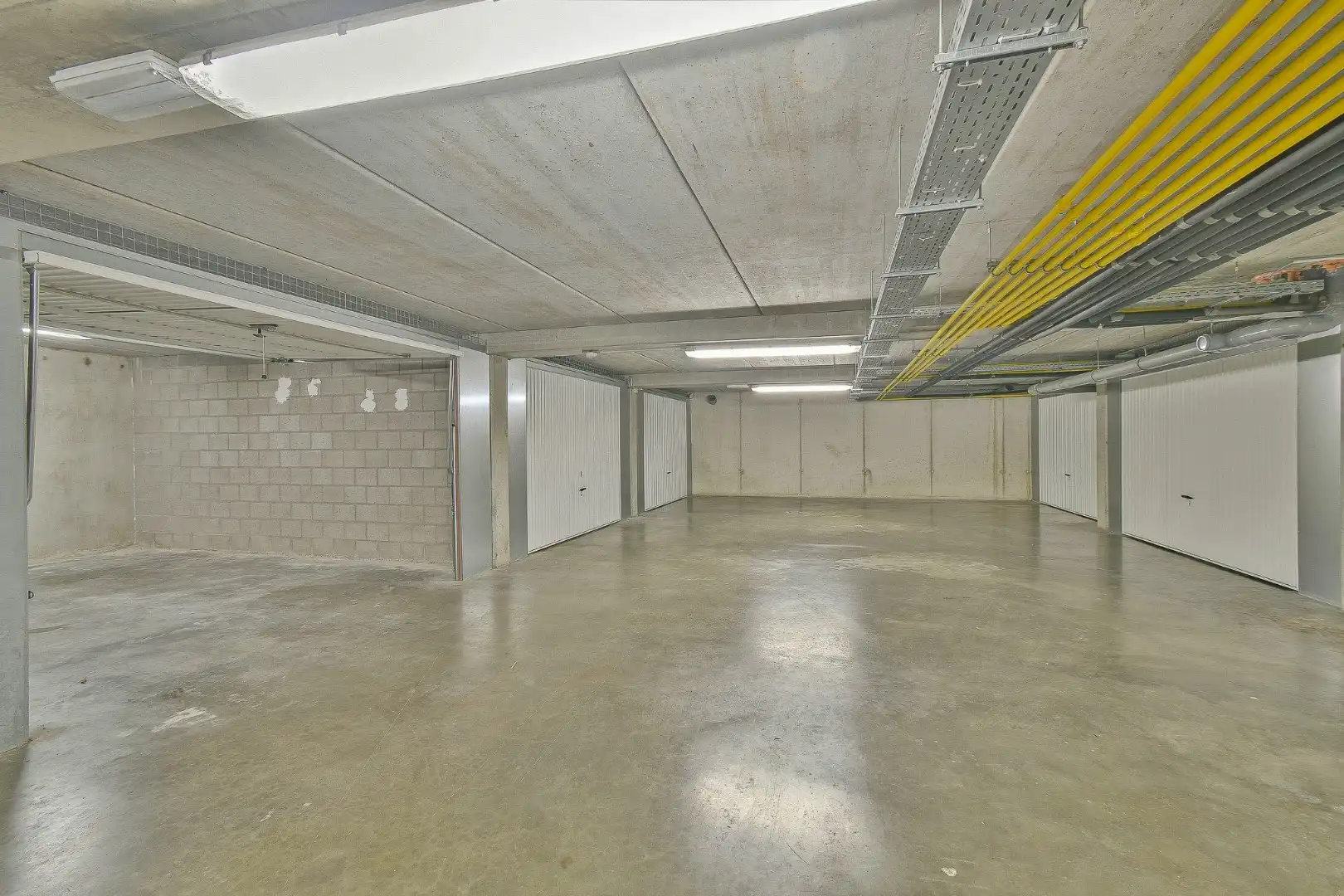 Instapklaar gelijkvloers appartement met zonnig terras  foto 17