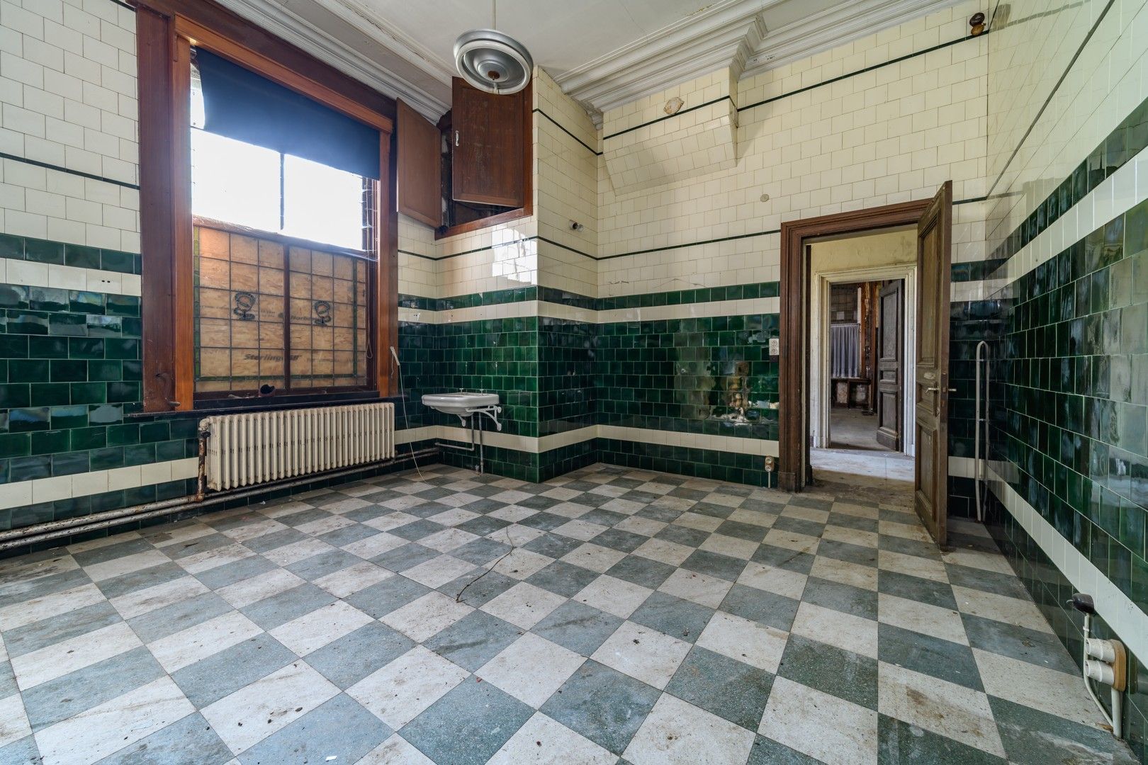 Te koop: exclusief en statig herenhuis in het centrum van Denderleeuw foto 5