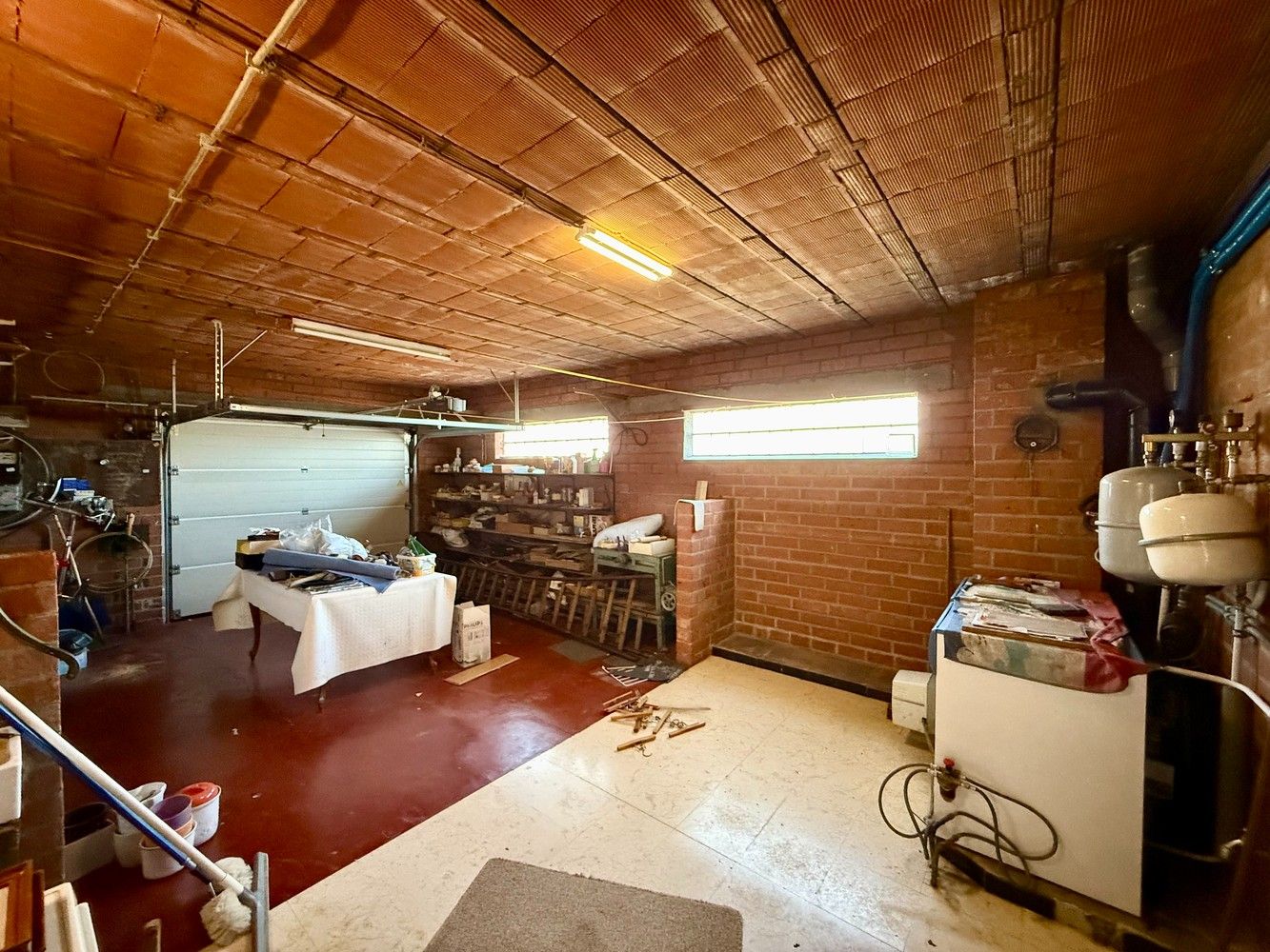 🏡 Ruime woning met 4 slaapkamers en inpandige garage te Sint-Baafs-Vijve! foto 11