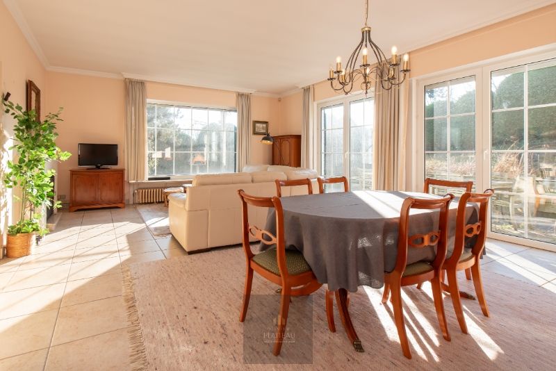 Grote villa op 1533m² gelegen centraal in de Simli-wijk te Nieuwpoort-Bad. foto 12