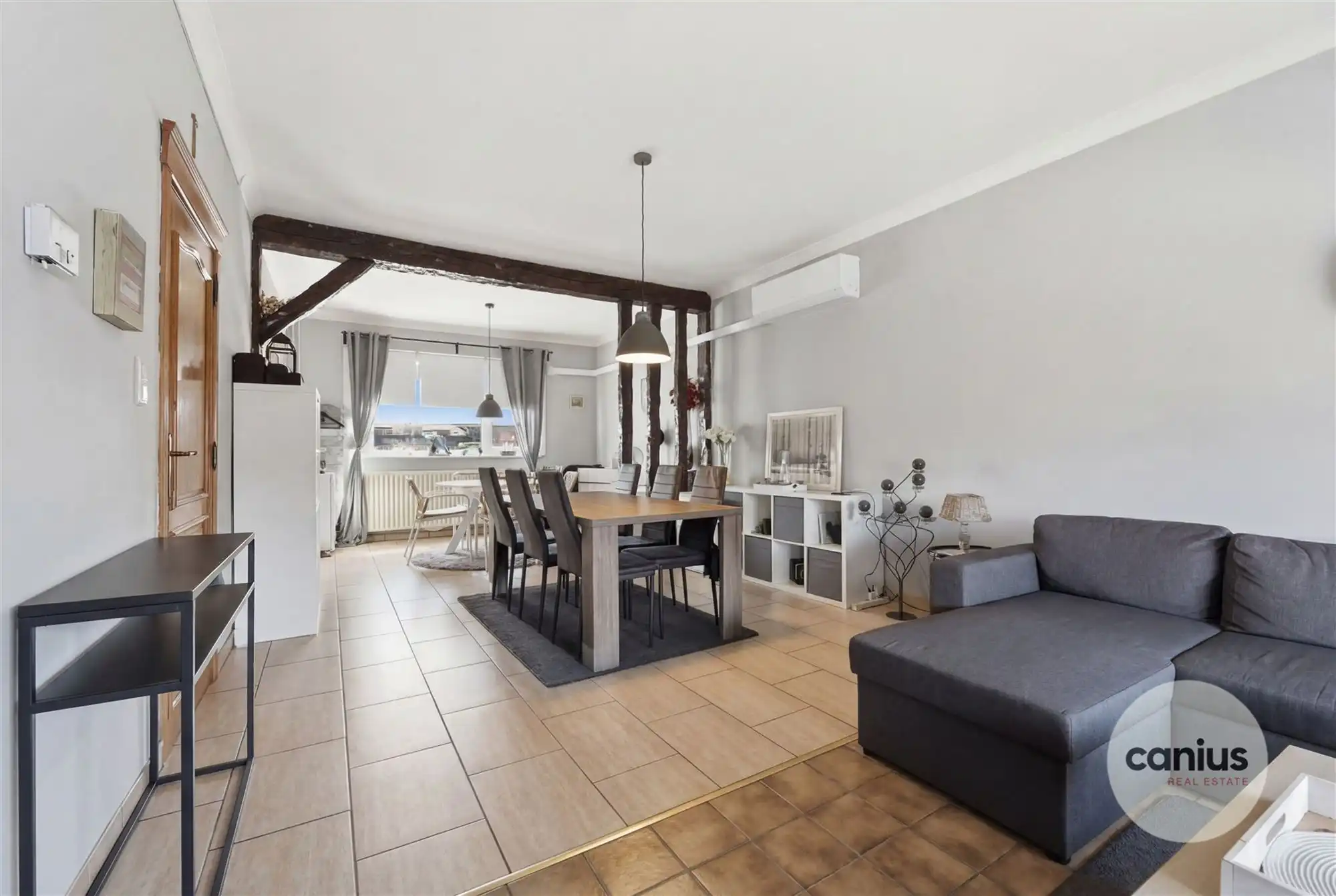 CHARMANTE BEL-ETAGE WONING MET 3 SLAAPKAMERS, GARAGE EN TUIN foto 8